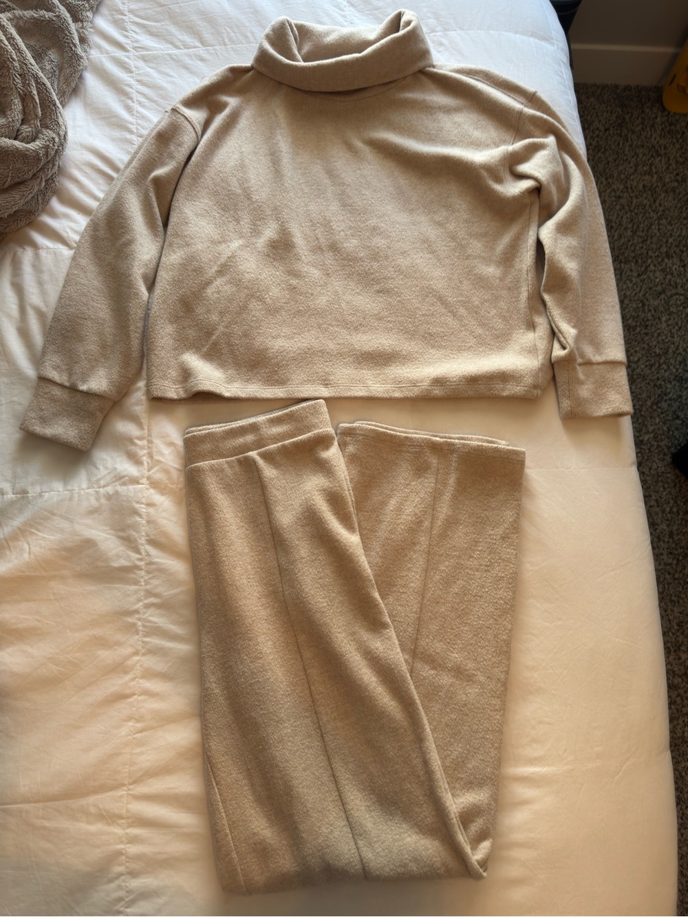 Truth by Republic Cream Knit Turtleneck & Wide Leg Pant Set Size S